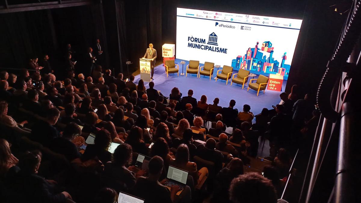 fòrum municipalisme 2.jpg
