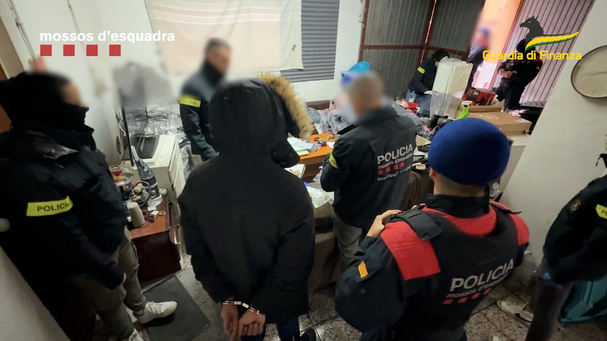 operatiu policial haixix cat i italia mossos.jpg