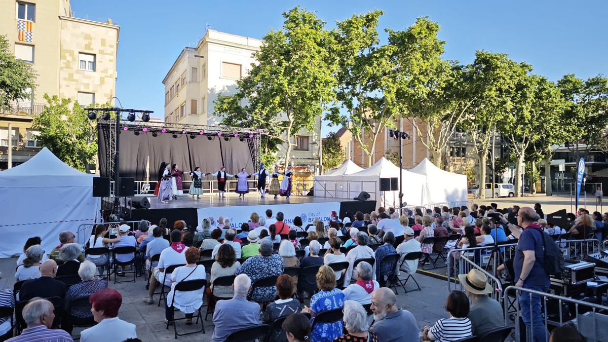 lesbart-sant-jordi-celebra-75-anys-dhistoria-amb-una-actuacio-unica-a-les-festes-de-maig