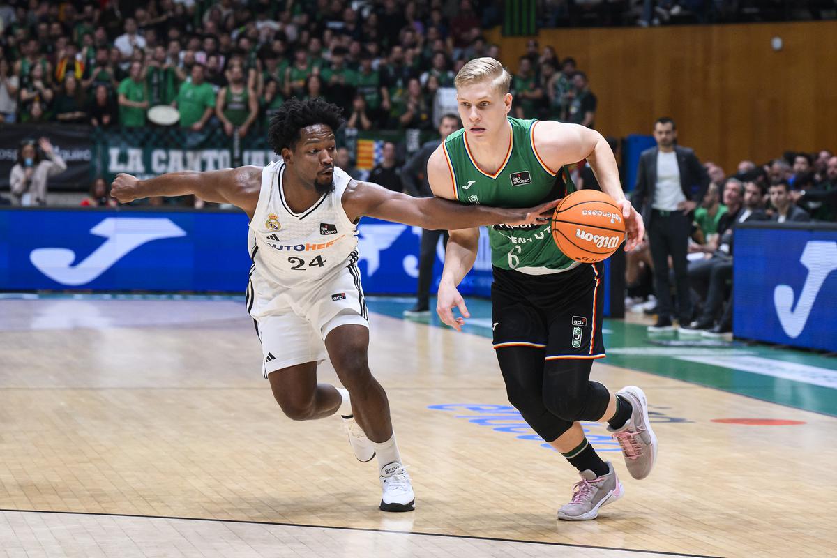acord-de-rescissio-de-la-penya-i-keye-van-der-vuurst