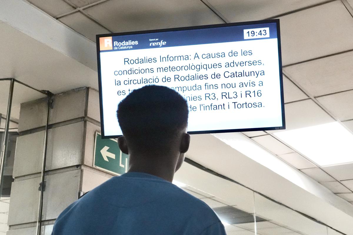 mobilitat-es-veura-afectada-badalona-per-alerta-pluges-torrencials
