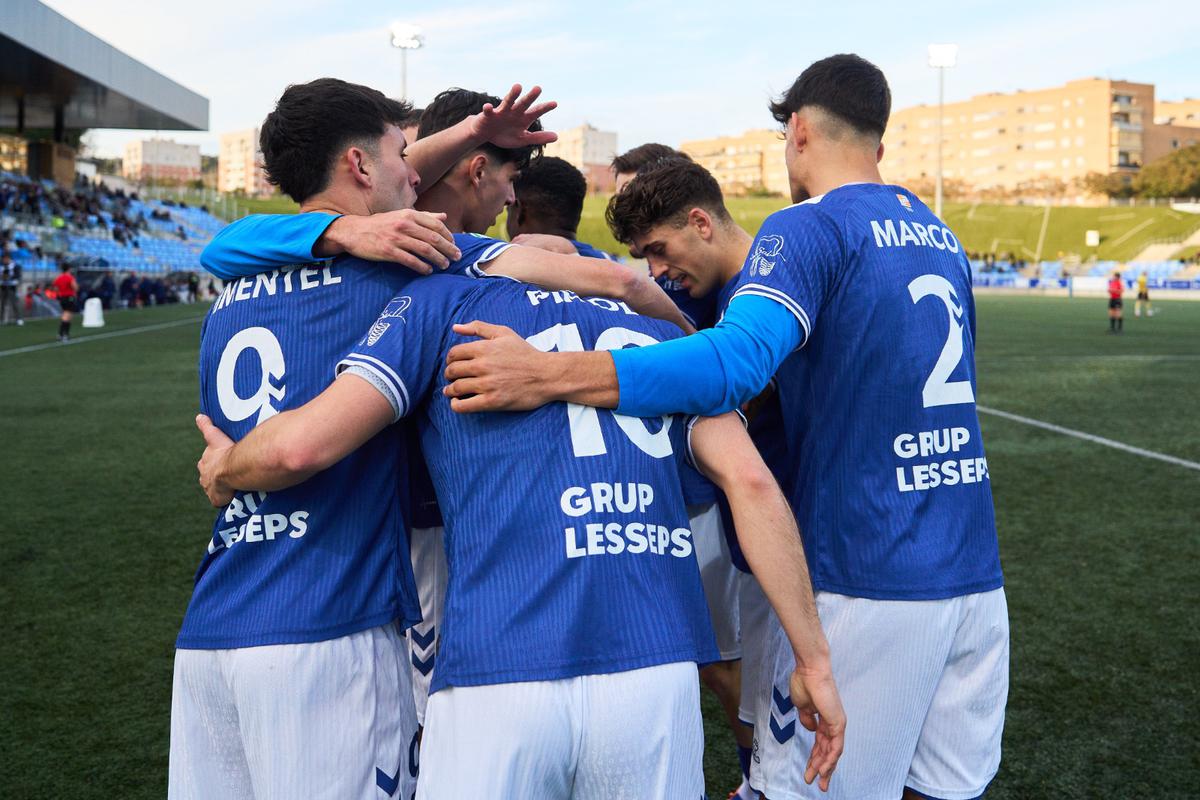 el-badalona-arribar-en-el-millor-moment-a-la-recta-final