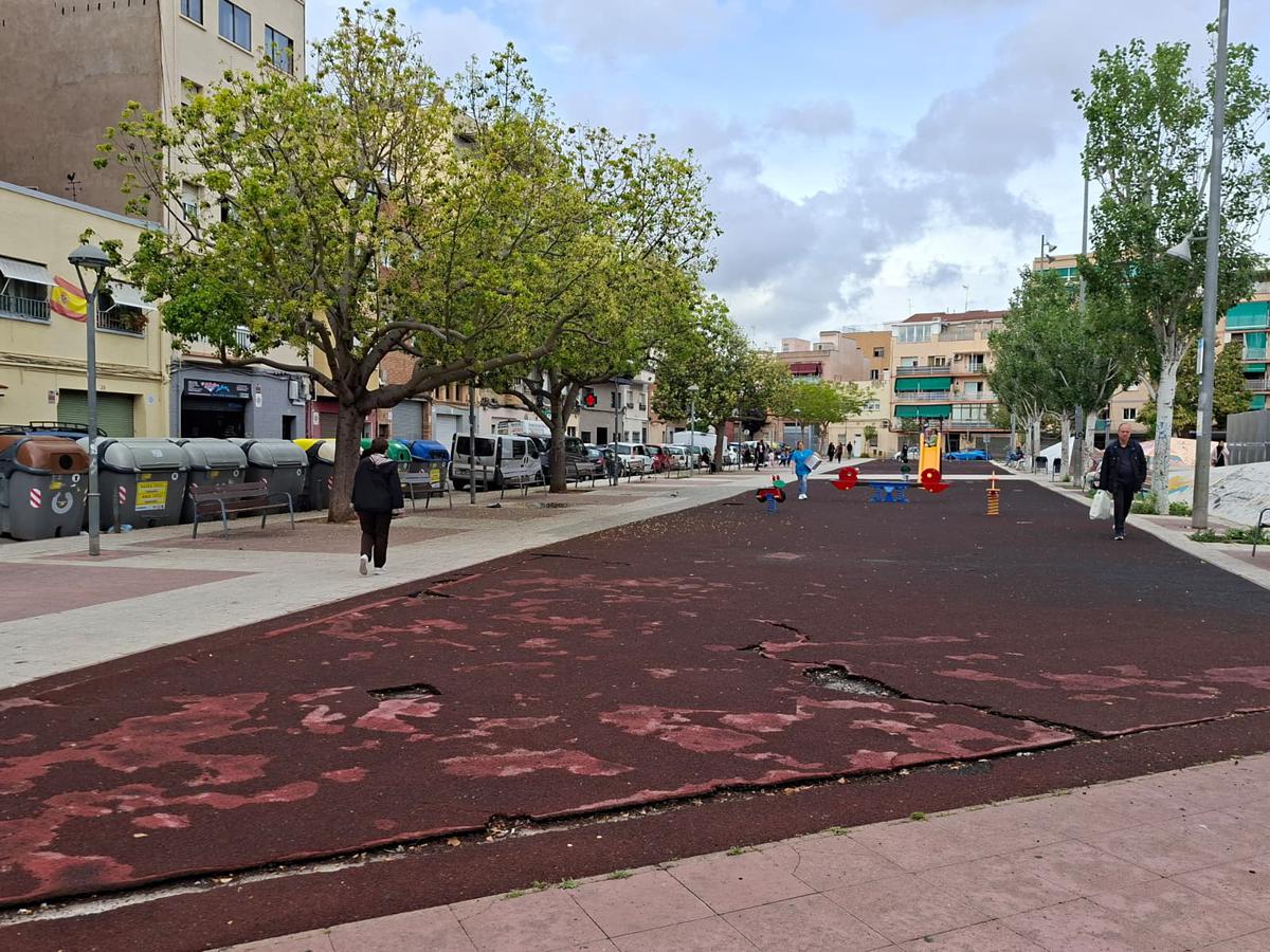 plaça brigades internacionals (3).jpeg