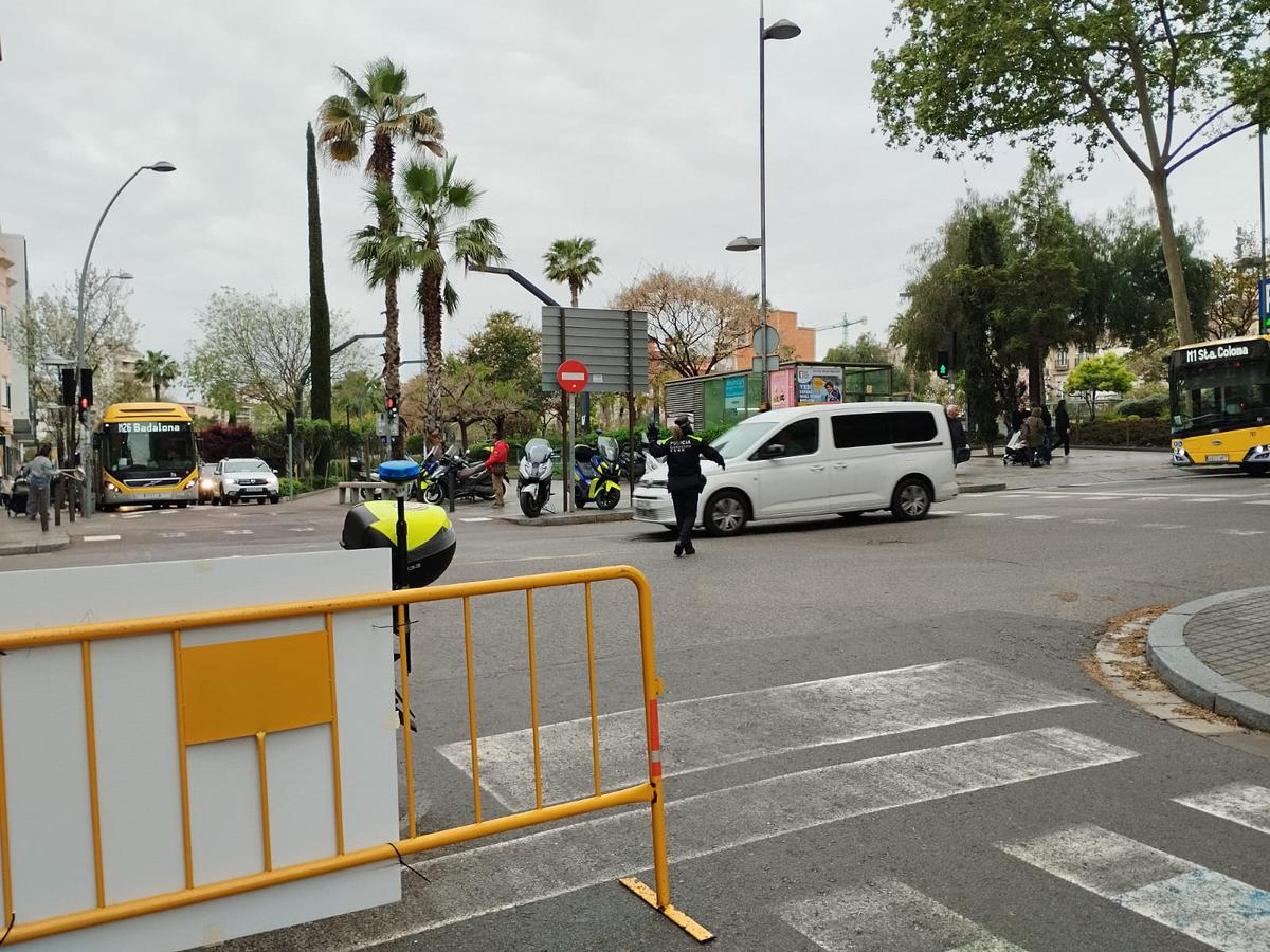 primer-dia-sense-circulacio-dautobusos-per-francesc-layret-amb-complicacions-de-transit