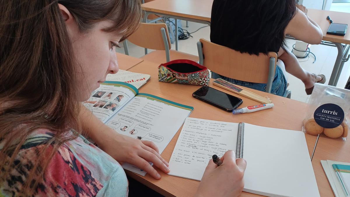 cursos català CNL 9.jpg