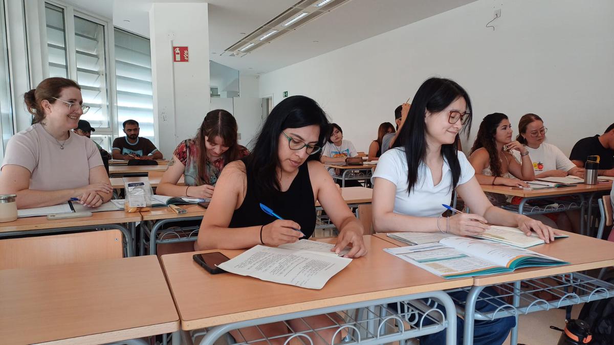 cursos català CNL 7.jpg