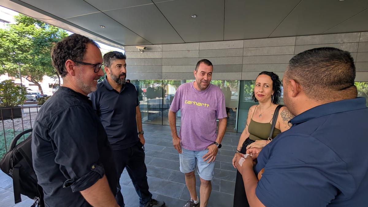 CCOO UGT POL ACOZAR LAURA HERNÁNDEZ.jpg