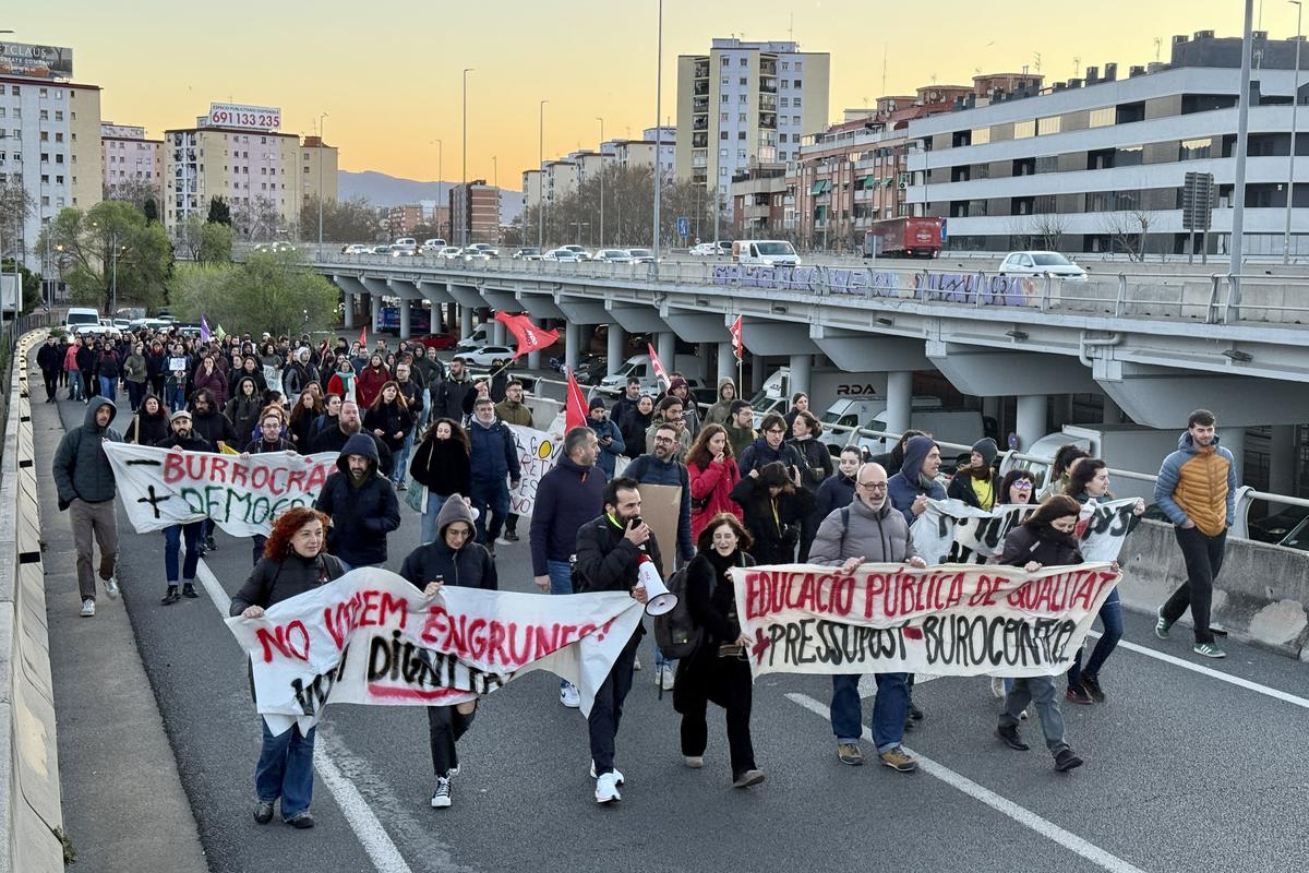 docents tallen autopista 4.jpg