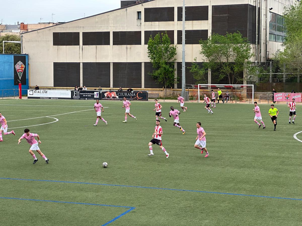 el-llefia-simposa-en-un-partit-intens-i-decidit-pels-errors-3-2