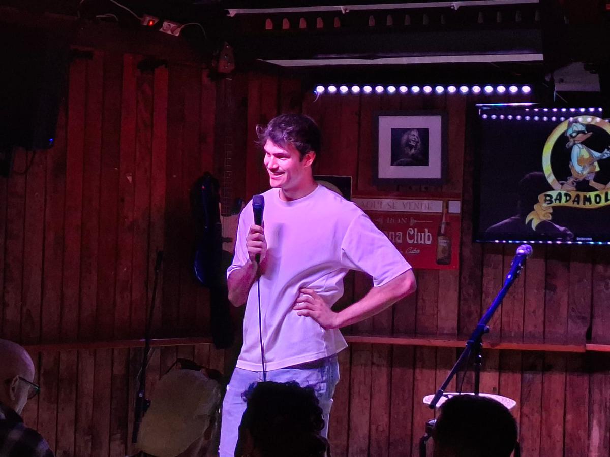 badalona comedy badalona alex tizon.jpeg