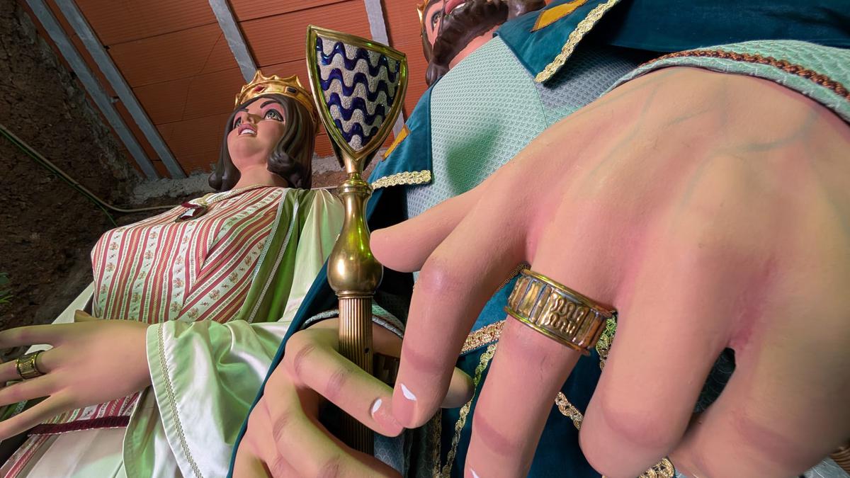 GEGANTS FERRER I ELIONOR DETALLS.jpg