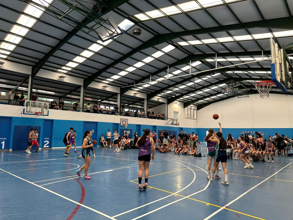 el-cb-bufala-acomiada-la-temporada-amb-un-multitudinari-torneig-3x3-i-estrena-categoria-de-veterans