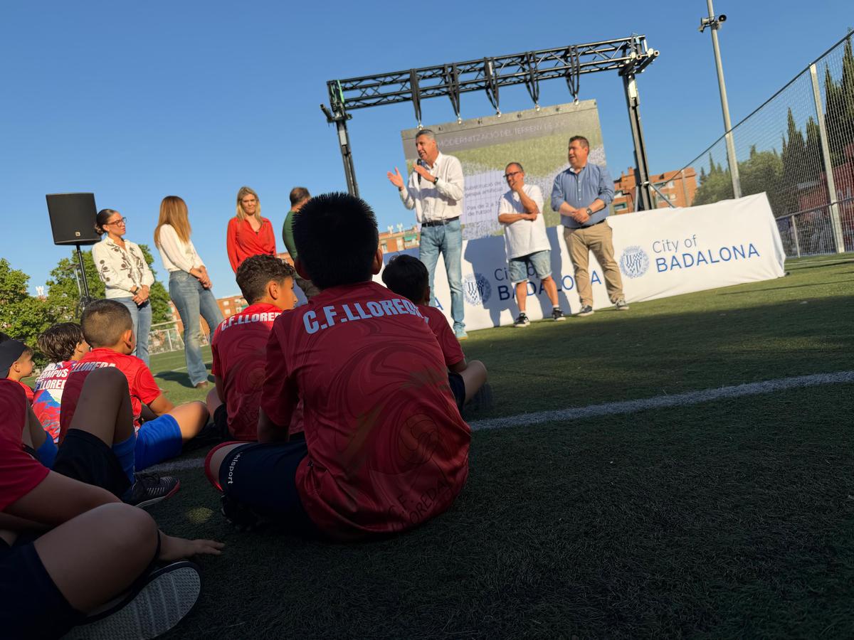 renovacio-del-camp-de-futbol-de-lloreda-per-modernitzar-les-installacions-esportives