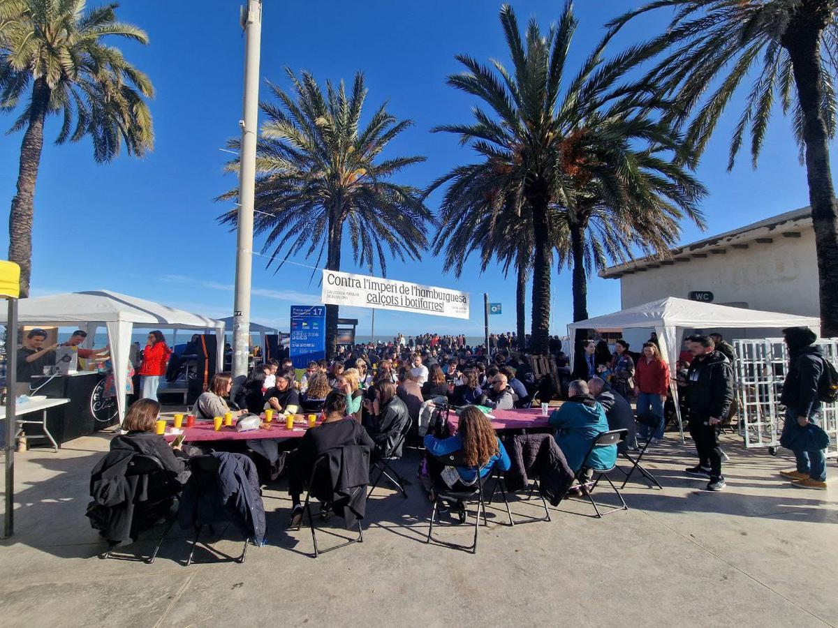 el-casal-independentista-de-badalona-portara-lajuntament-als-jutjats-per-una-multa-per-la-calcotada-del-2025
