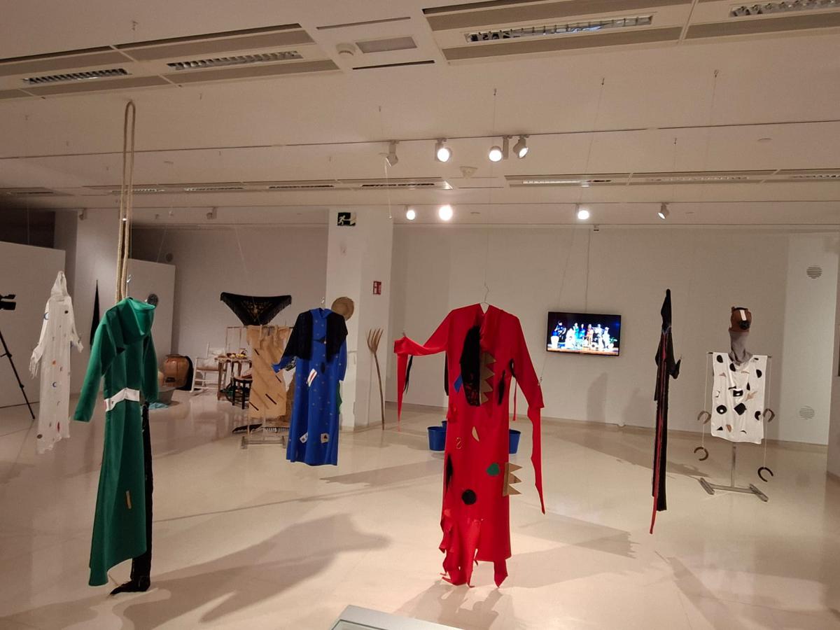 expo la casa de bernarda alba a badalona en residencia (2).jpeg