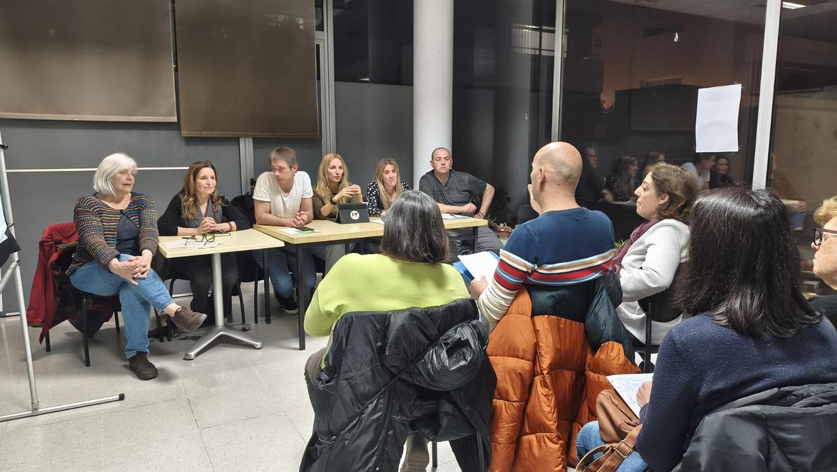 loposicio-reclama-linies-dajuts-per-a-les-families-de-lilla-canigo