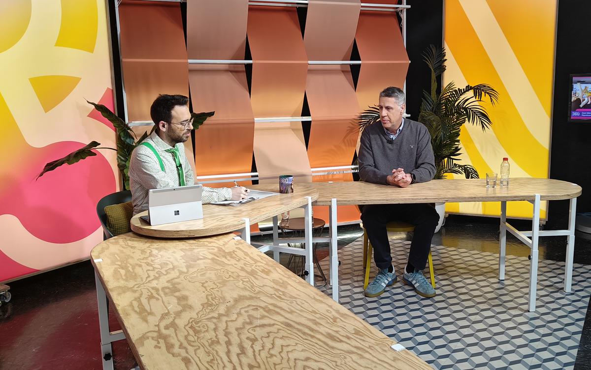 Albiol defensa un canvi de model en l’atenció a les persones sense llar i descarta un alberg social